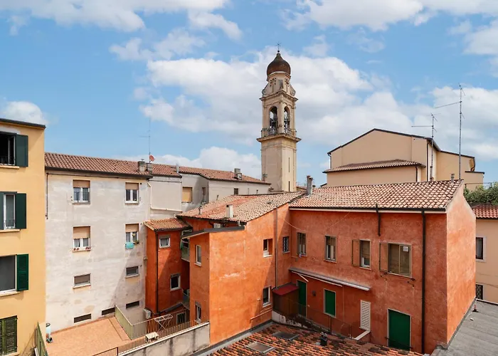 Domus Verona - Ampia Residenza Filippini A Pochi Passi Dall\'Arena